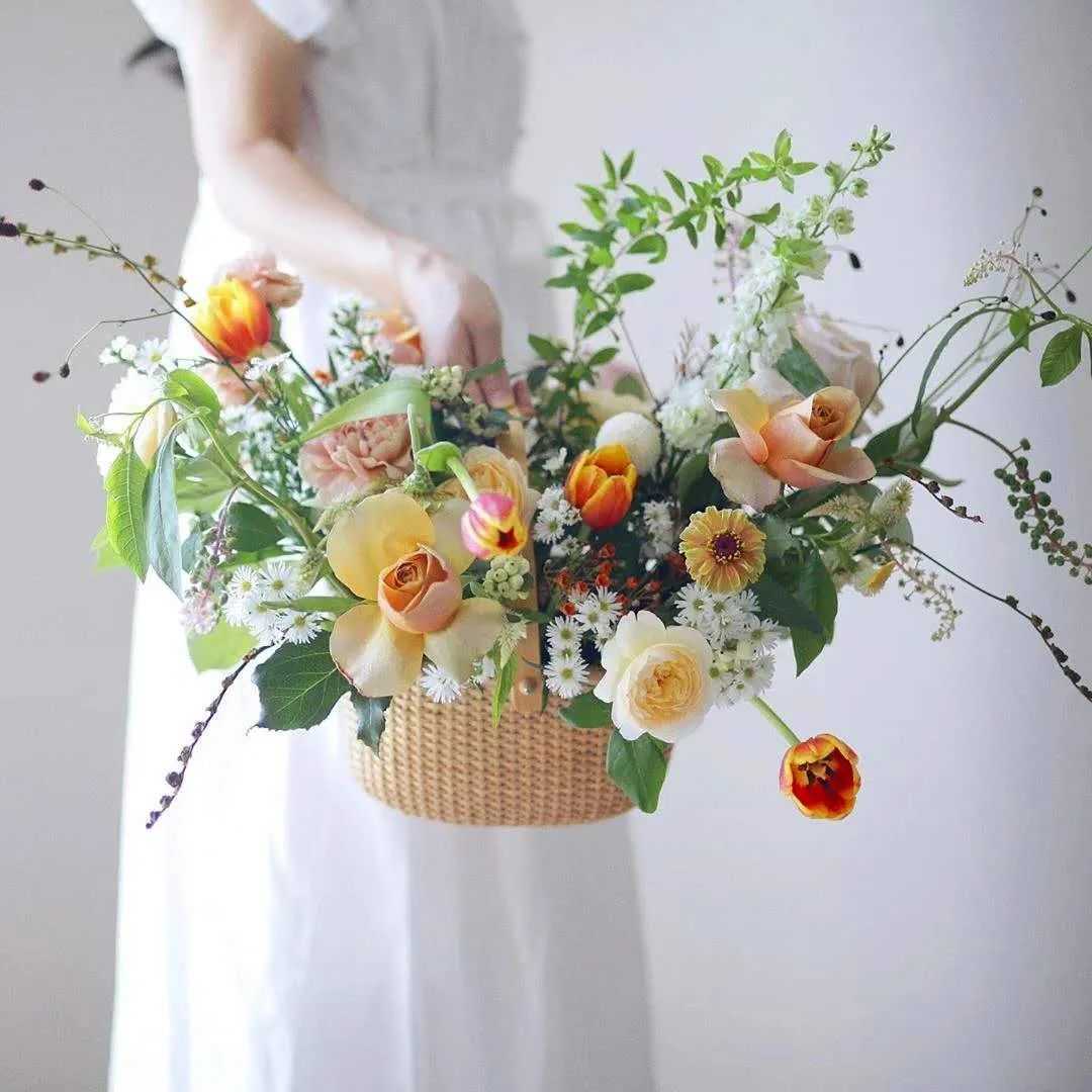 博思花艺婚庆教育，婚庆培训，花艺培训，插花培训，花艺师培训，主持人培训，商务主持人培训，花店运营培训，花店全系统营销，小白开花店，小白学主持，金玺棠婚庆酒店，金玺棠总部，郑州金麻雀教育科技有限公司